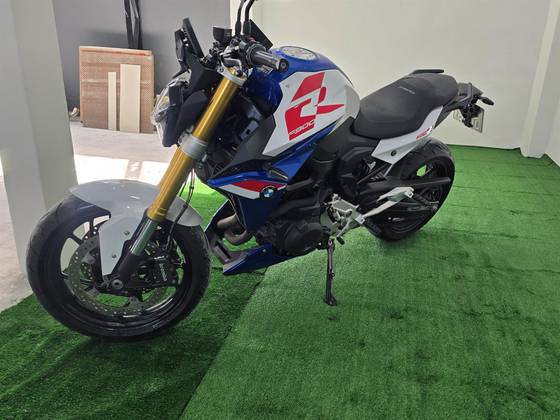 BMW F 900 R SPORT 